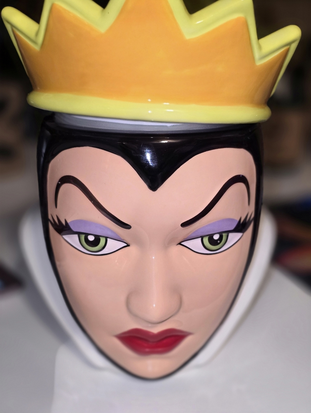 DISNEY EVIL QUEEN COOKIE JAR